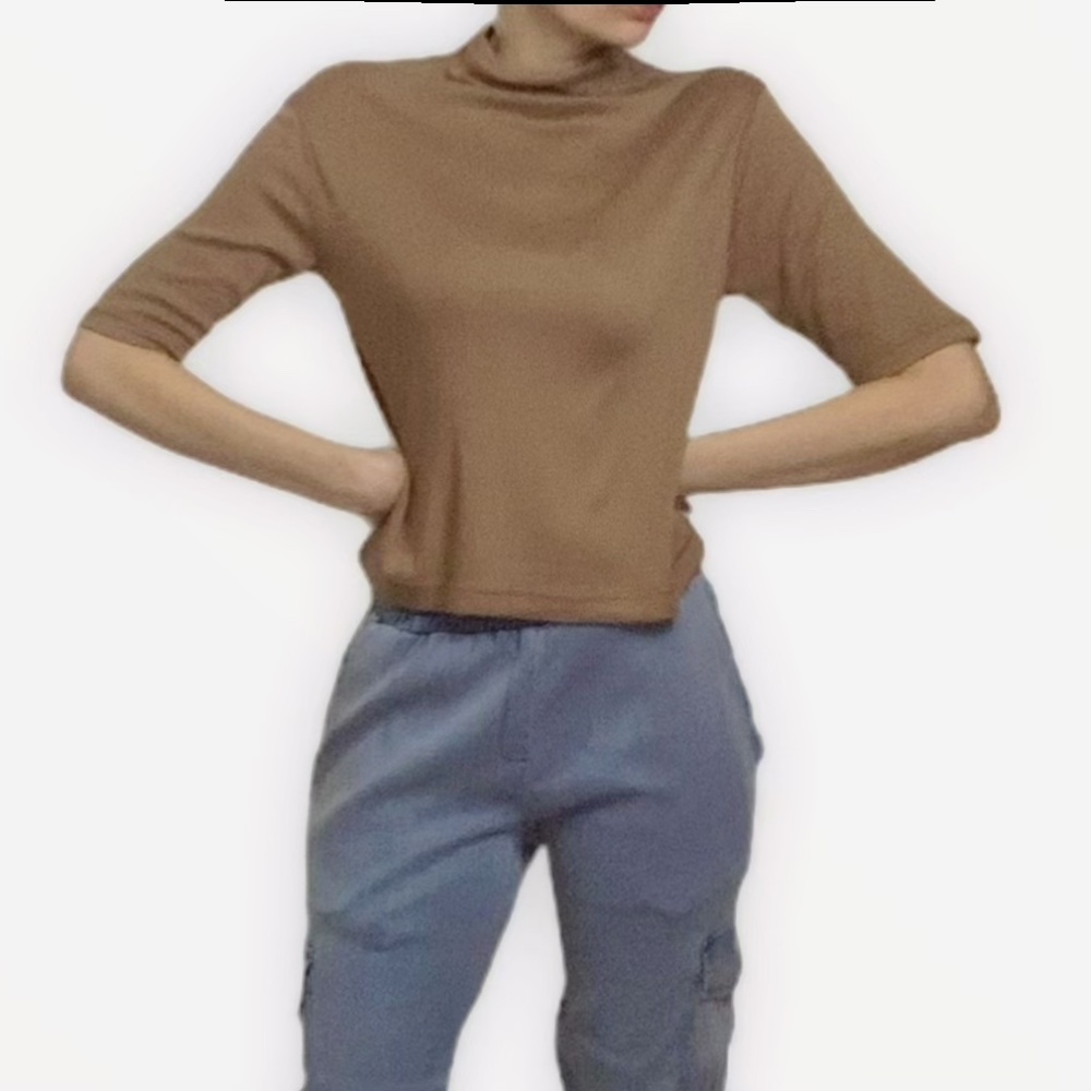 The Temple Top in Mocha